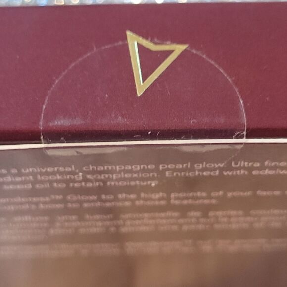 Wander Beauty Wanderess Glow Highlighter Compact After Glow 0.21 oz New OOS - Picture 12 of 13